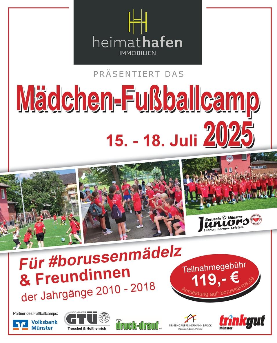 Plakat f&uuml;r das M&auml;dchen-Fu&szlig;ballcamp 2025 mit Terminen, Teilnahmegeb&uuml;hr und Sponsorenlogos. Gruppenfotos in roter Sportkleidung.