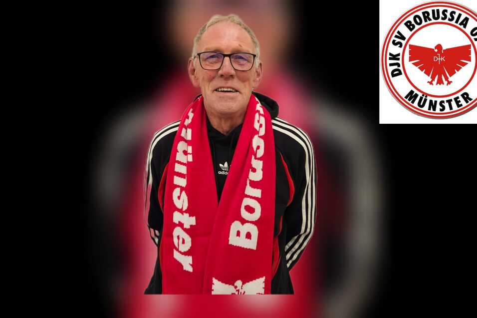 &Auml;lterer Mann mit Brille und rot-wei&szlig;er Borussia M&uuml;nster-Schal vor dunklem Hintergrund. Logo des Vereins in der Ecke.