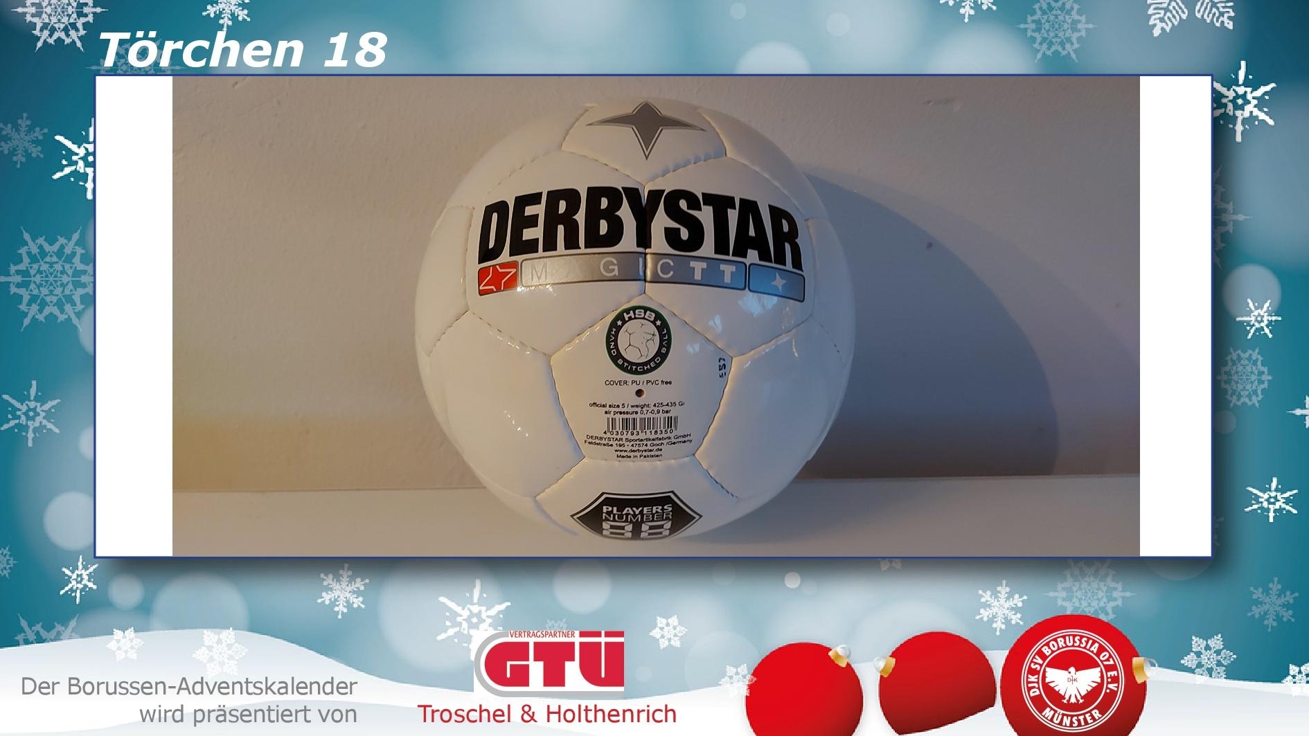 Weißer Fußball mit der Aufschrift „DERBYSTAR“ auf einem neutralen Hintergrund.