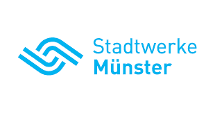 Logo der Stadtwerke M&uuml;nster in blau auf wei&szlig;em Hintergrund, bestehend aus stilisierten Wellen und dem Schriftzug &bdquo;Stadtwerke M&uuml;nster&ldquo;.